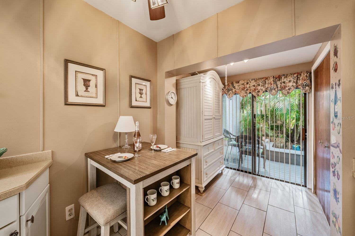 MAIDSTONE CONDO - Residential