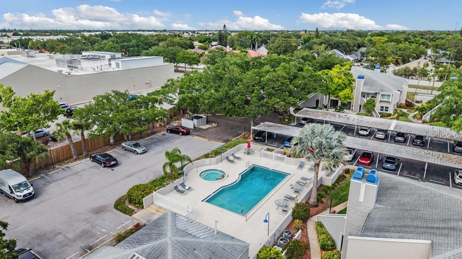 MAIDSTONE CONDO - Residential