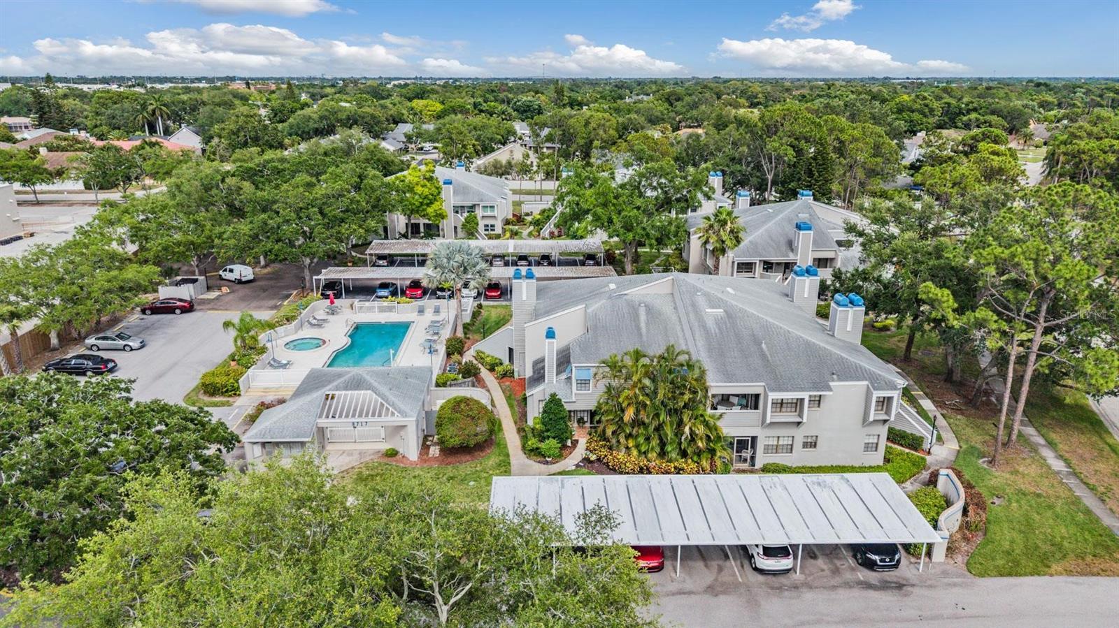 MAIDSTONE CONDO - Residential
