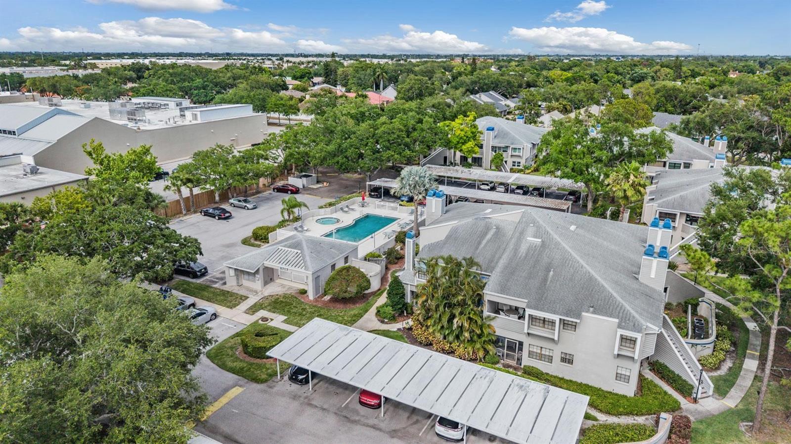 MAIDSTONE CONDO - Residential