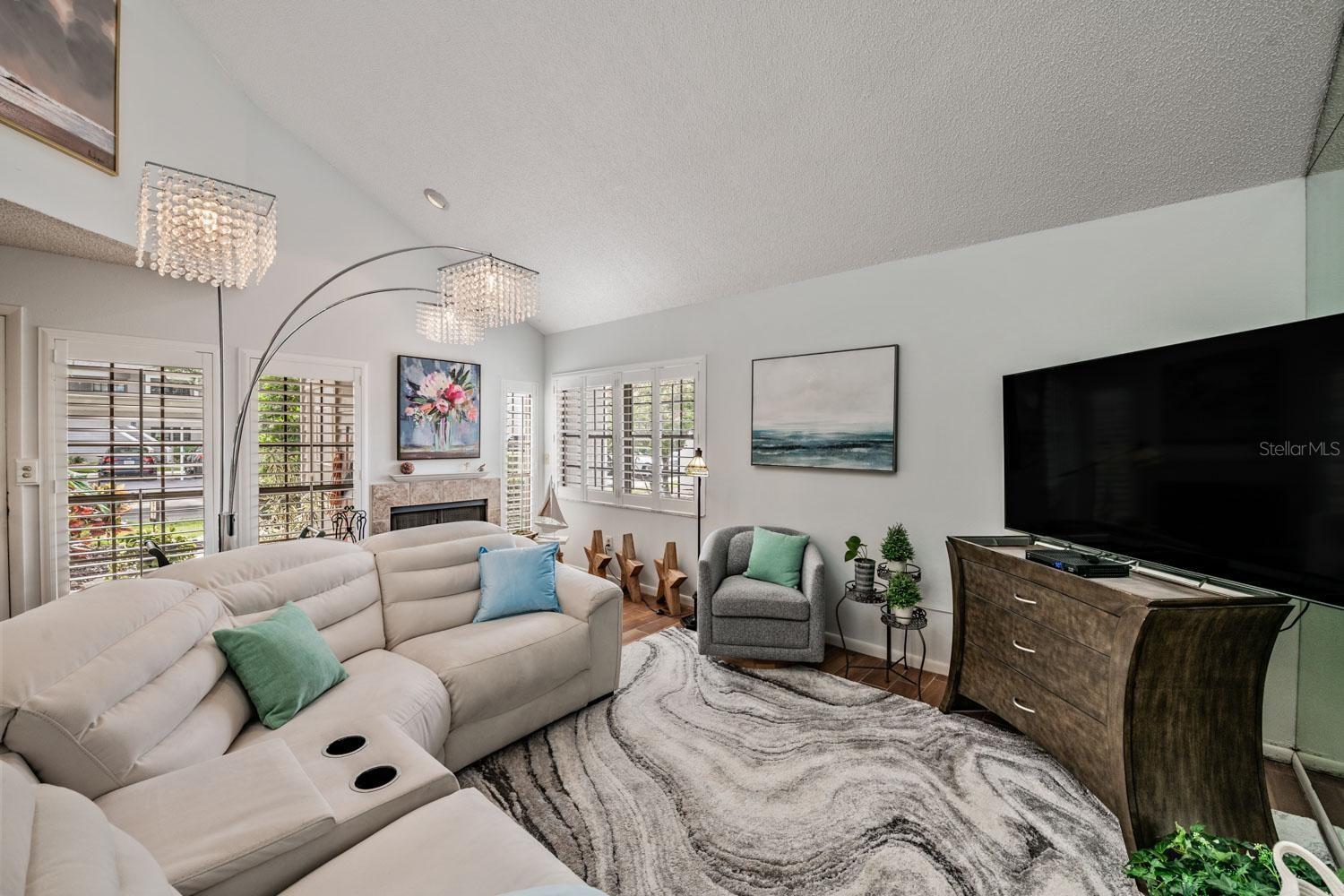 MAIDSTONE CONDO - Residential