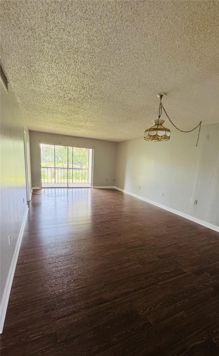 EAST LAKE WOODLANDS CYPRESS ESTATES - Residential Lease