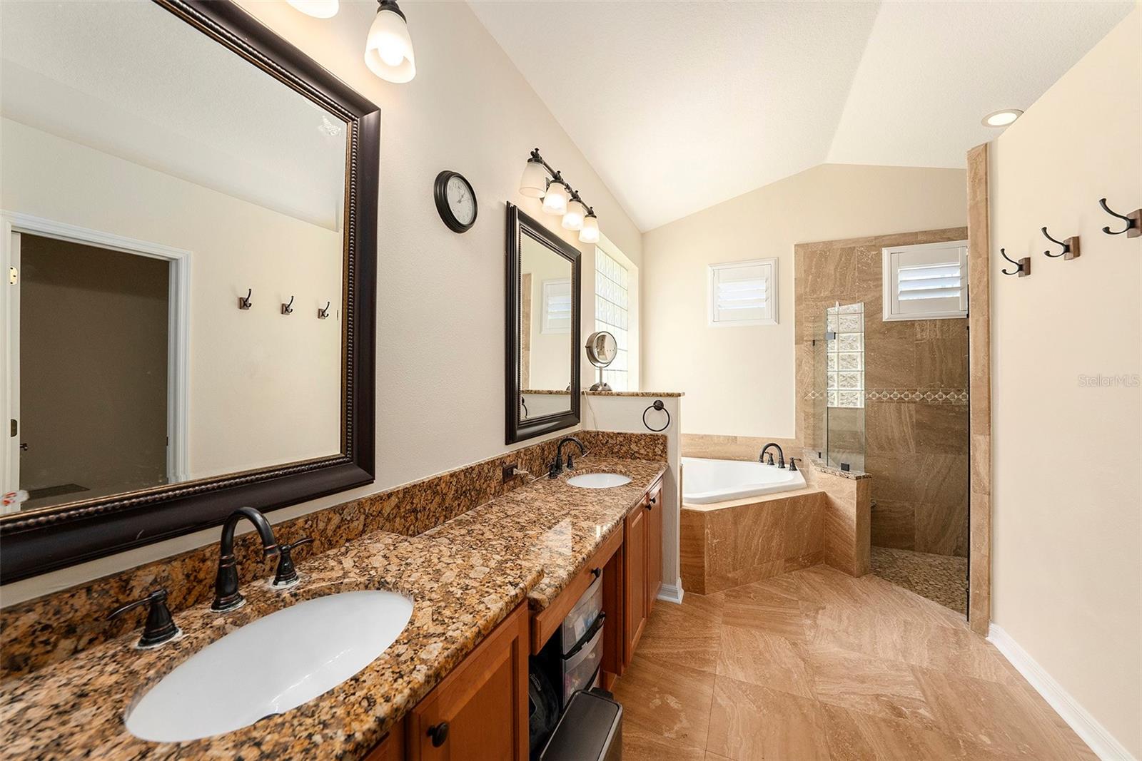 WEST MEADOWS PRCLS 21 & 22 - Residential
