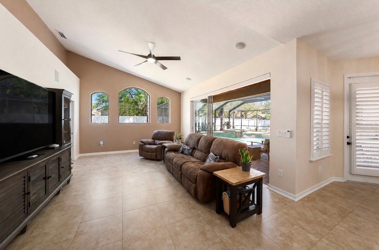 WEST MEADOWS PRCLS 21 & 22 - Residential