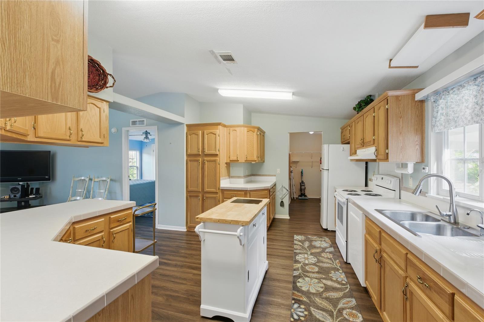 SILVER OAKS SUB PH I - Residential