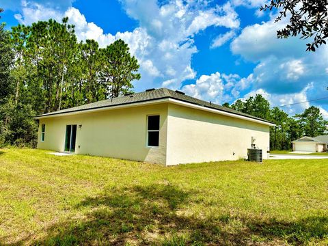 A home in CITRUS SPRINGS