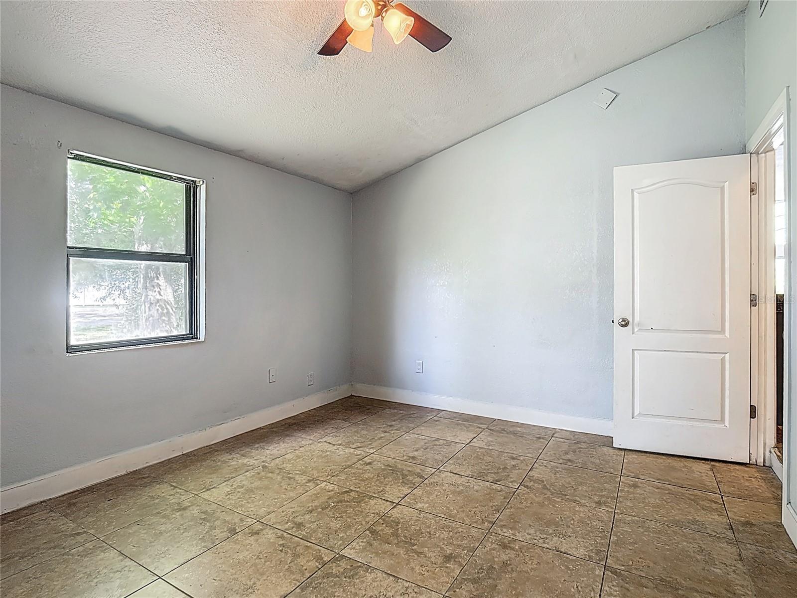 CANAVERAL ACRES 4 - Residential