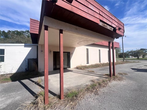Photo of 3975 W Grover Cleveland Boulevard, Homosassa, FL 34446 (MLS # TB8559304)