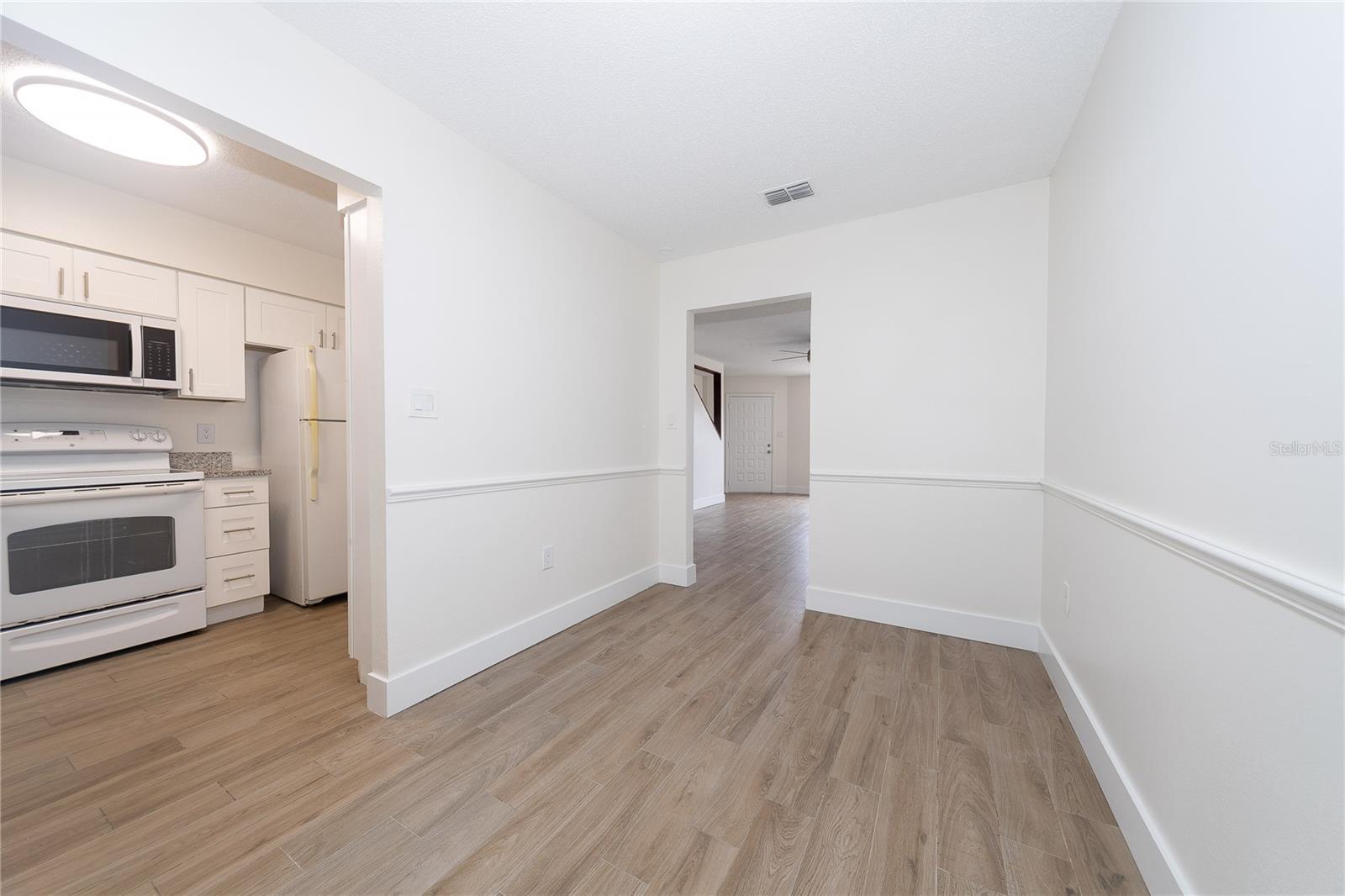 VICEROY CONDO PH 01 - Residential