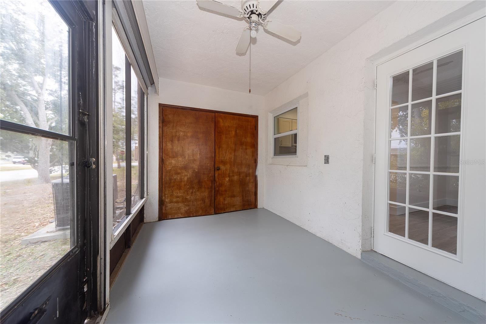 VICEROY CONDO PH 01 - Residential