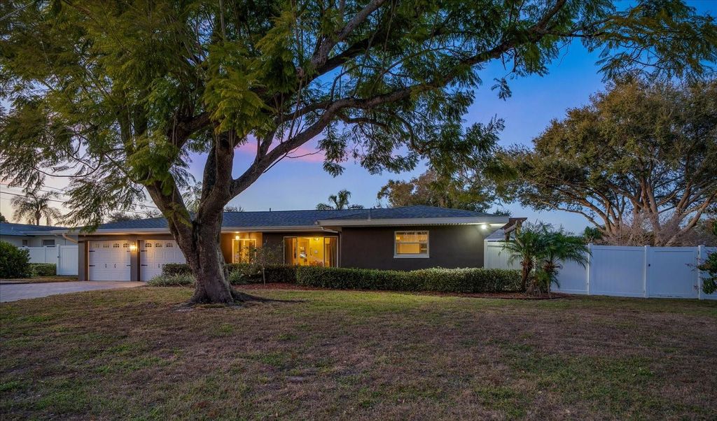 Photo of 1828 Stancel Drive, Clearwater, FL 33764 (MLS # TB8471574)