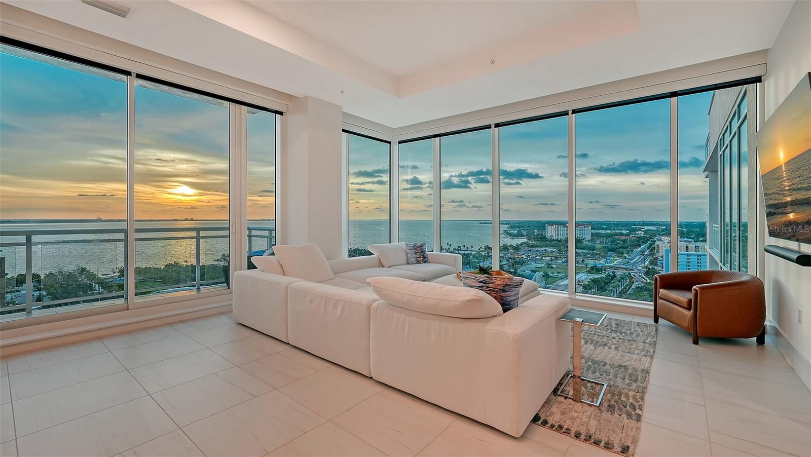 540 N TAMIAMI TRAIL 1702