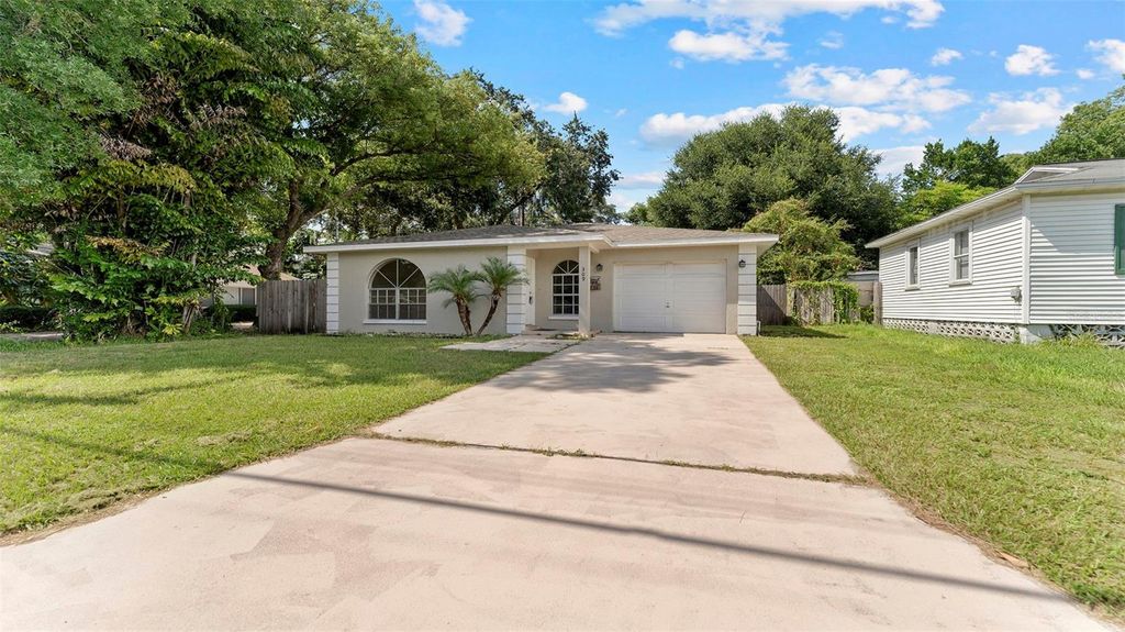 Photo of 309 W South Avenue, Tampa, FL 33603 (MLS # TB8471818)
