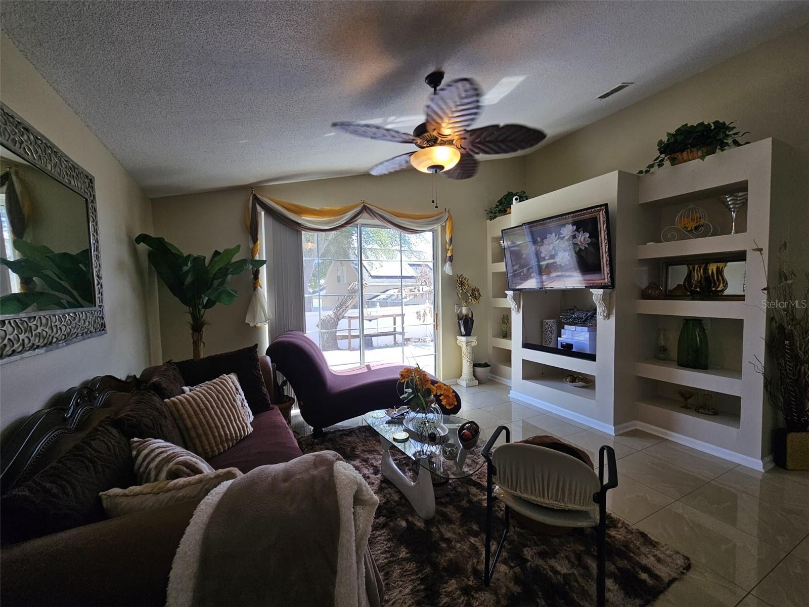 WESTON HILLS SUB - Residential