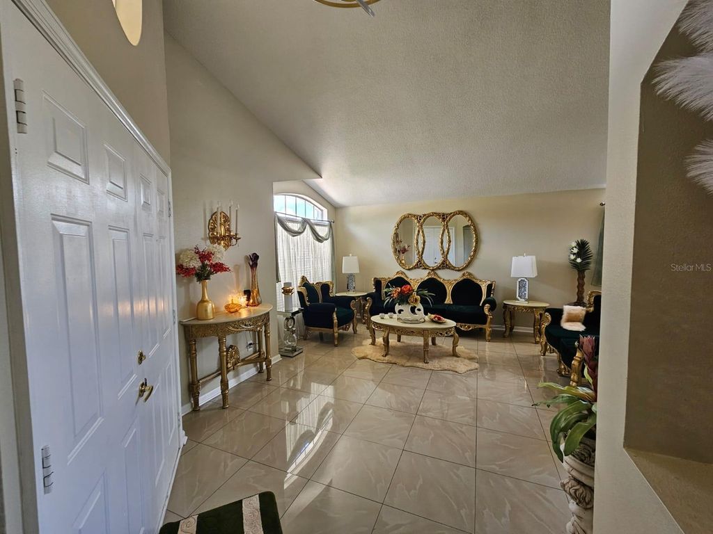 Photo of 15601 Autumn Glen Avenue, Clermont, FL 34714 (MLS # O6391940)