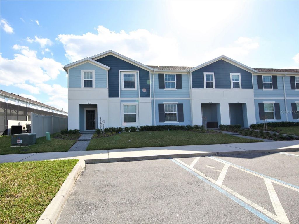 Photo of 1370 Lava Tree Drive, Davenport, FL 33897 (MLS # S5141993)