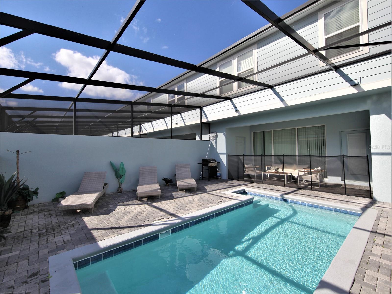 WINDSOR ISLAND RESIDENCE - Residential