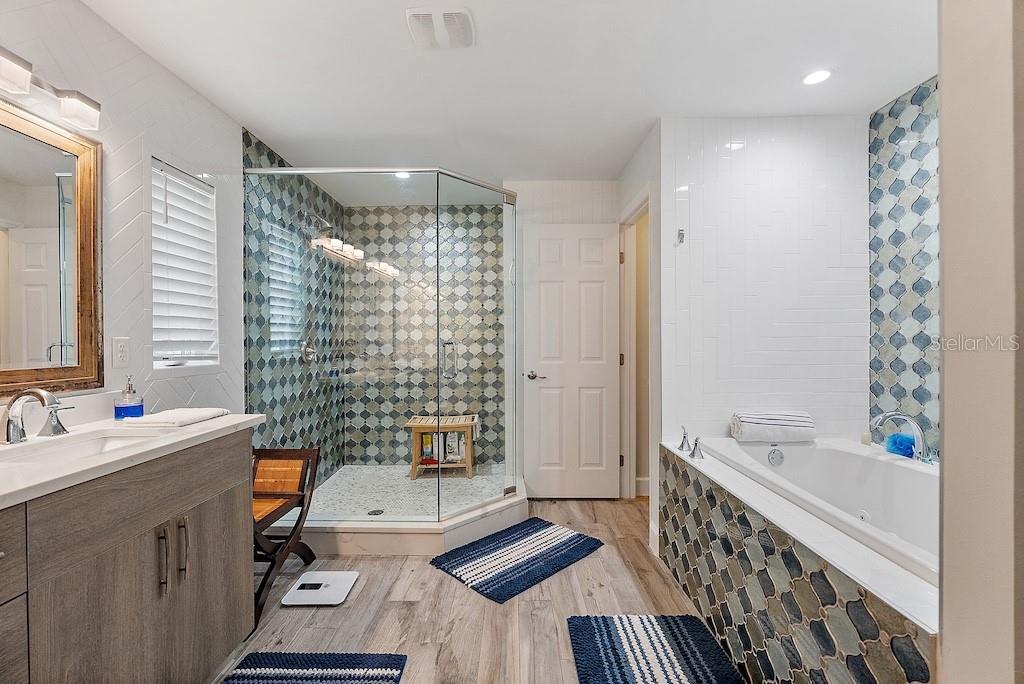 SOUTH CSWY ISLE YACHT CLUB 4TH ADD - Residential