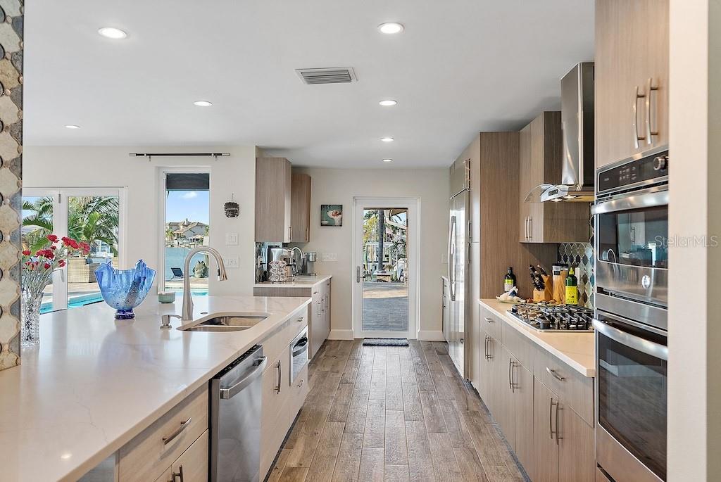 SOUTH CSWY ISLE YACHT CLUB 4TH ADD - Residential