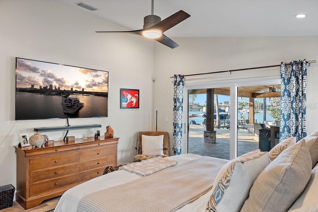 SOUTH CSWY ISLE YACHT CLUB 4TH ADD - Residential