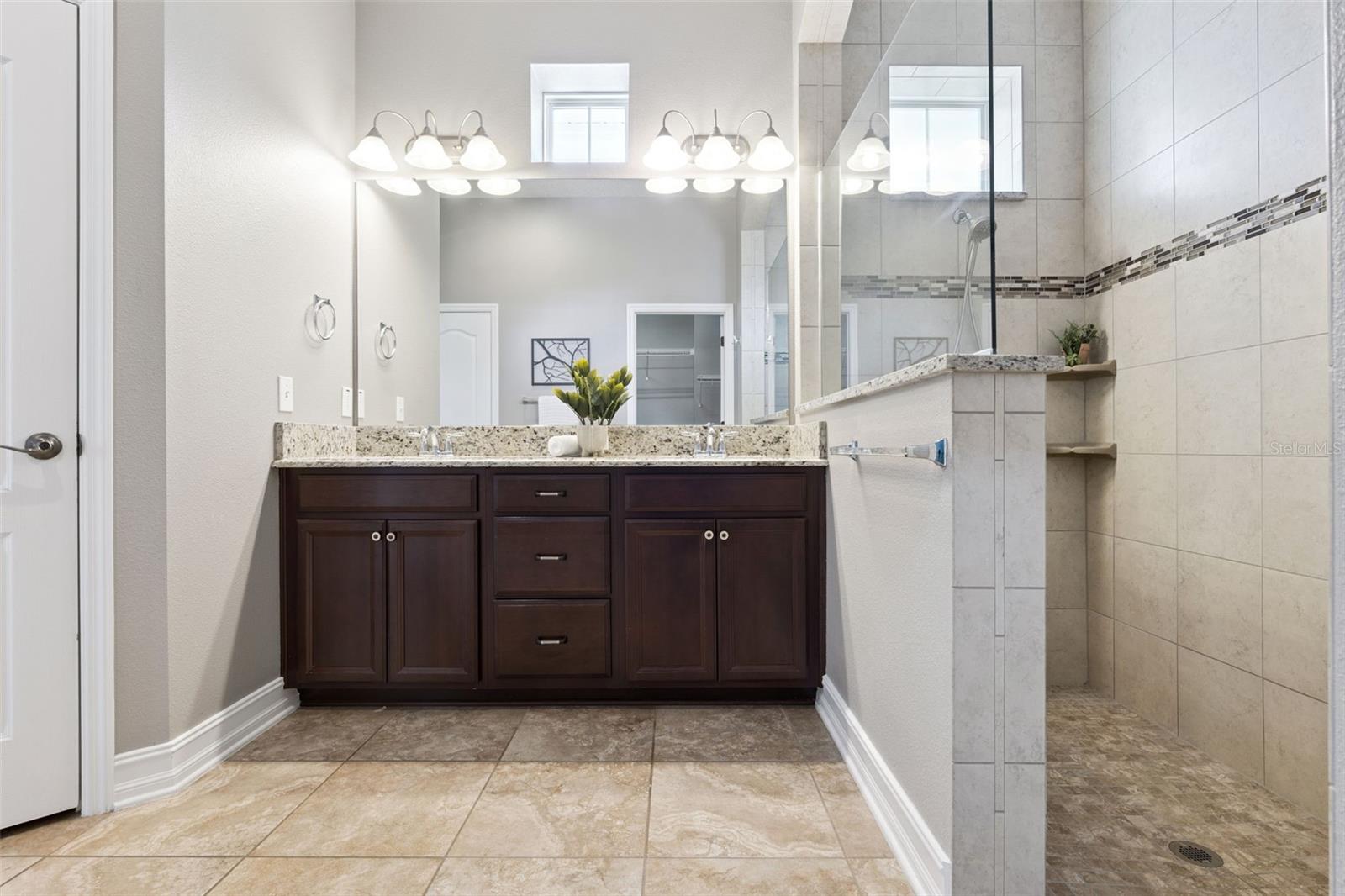 OAKLAND PARK - Residential