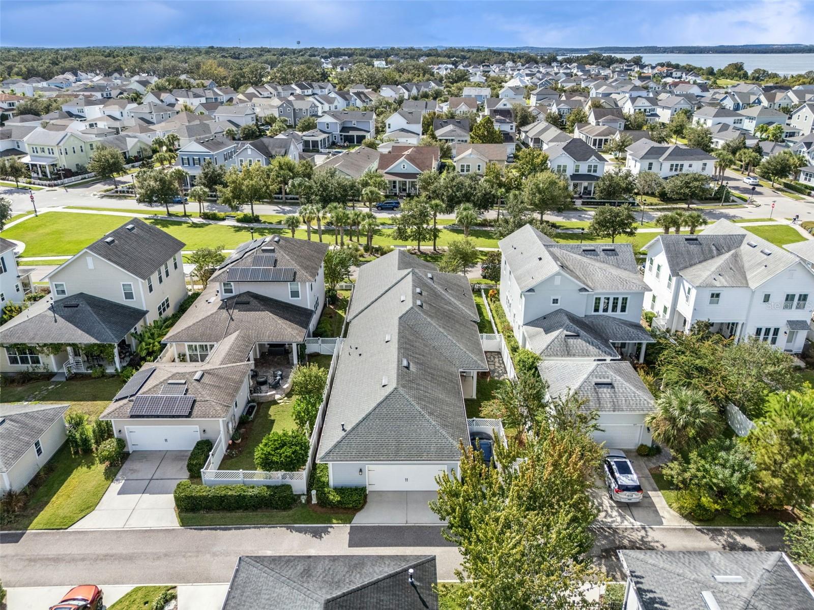 OAKLAND PARK - Residential