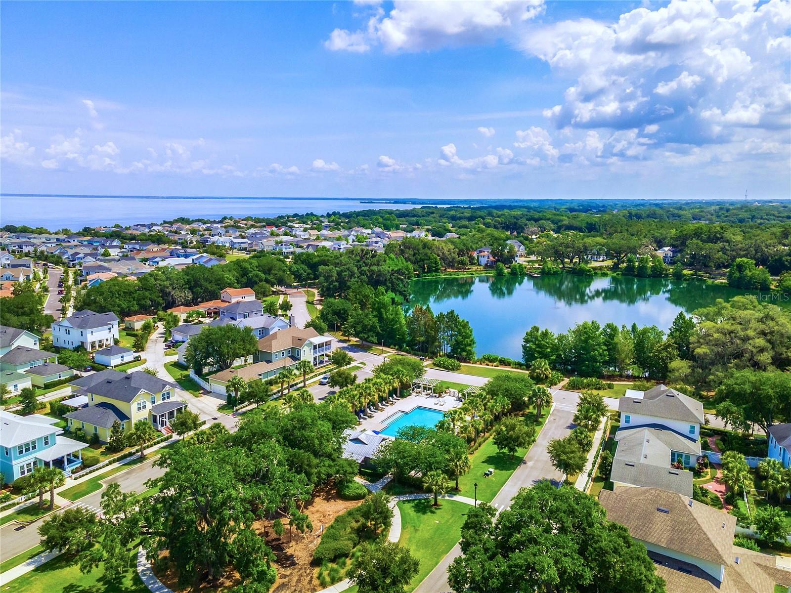 OAKLAND PARK - Residential