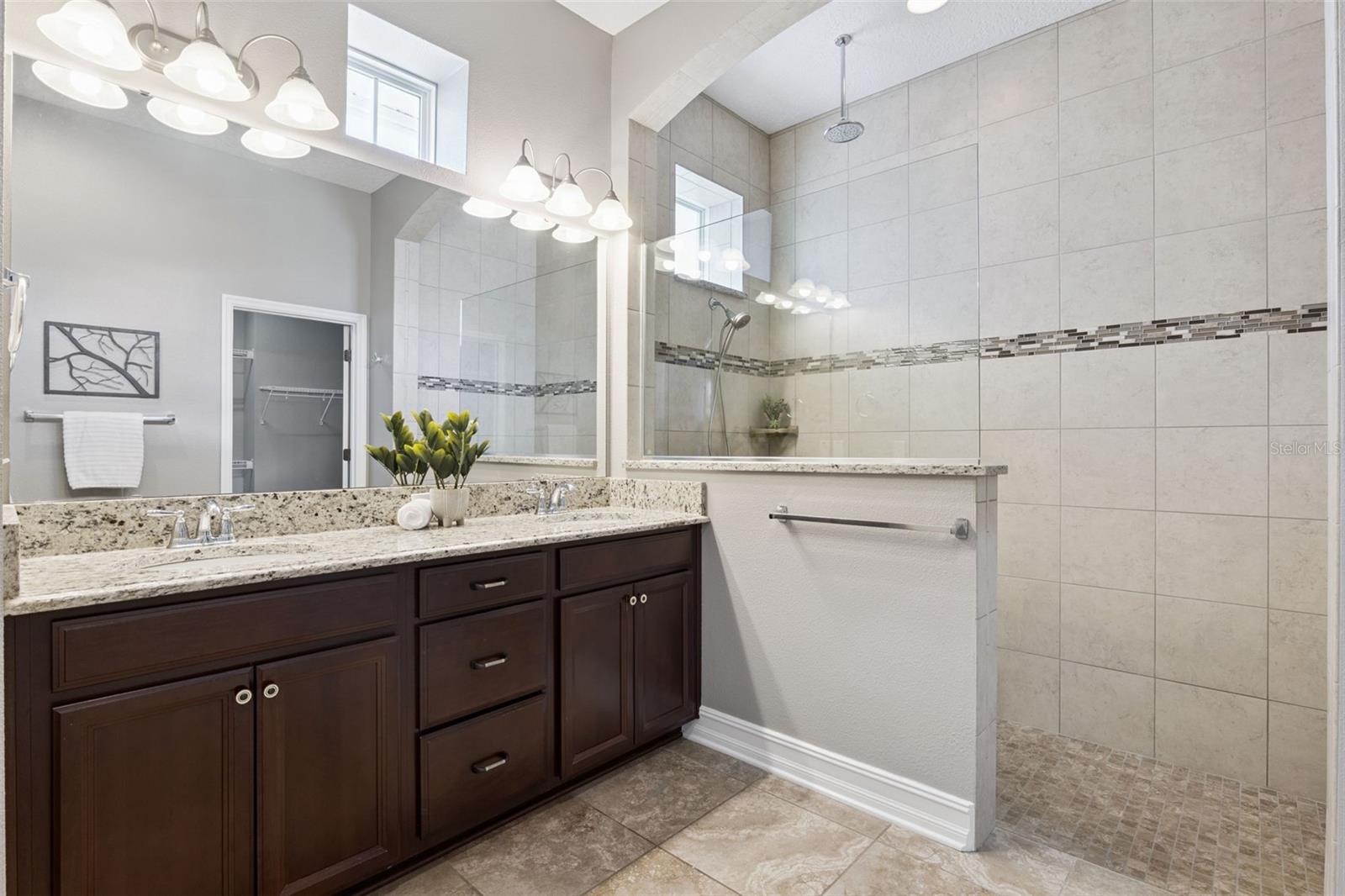 OAKLAND PARK - Residential