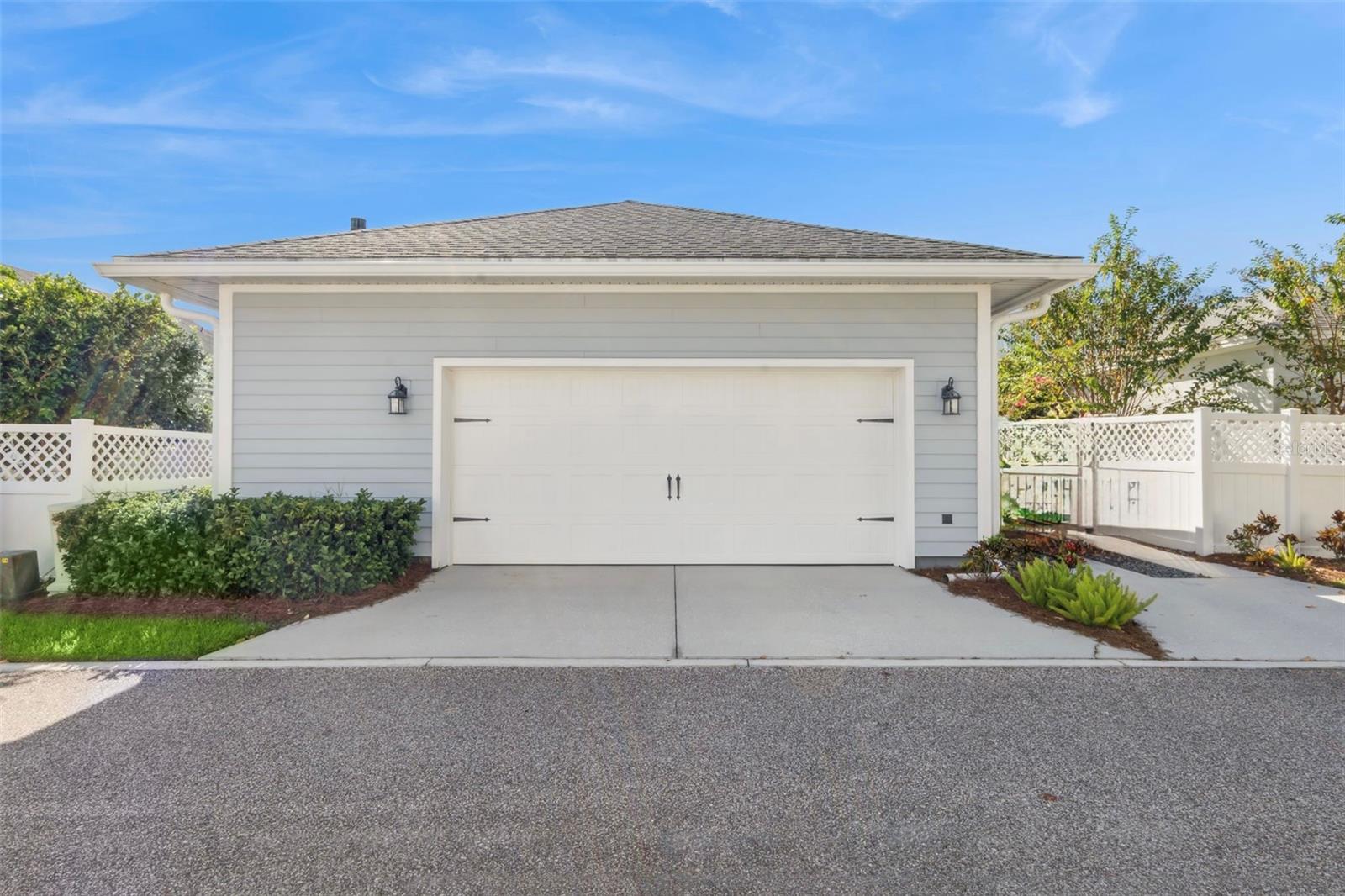 OAKLAND PARK - Residential