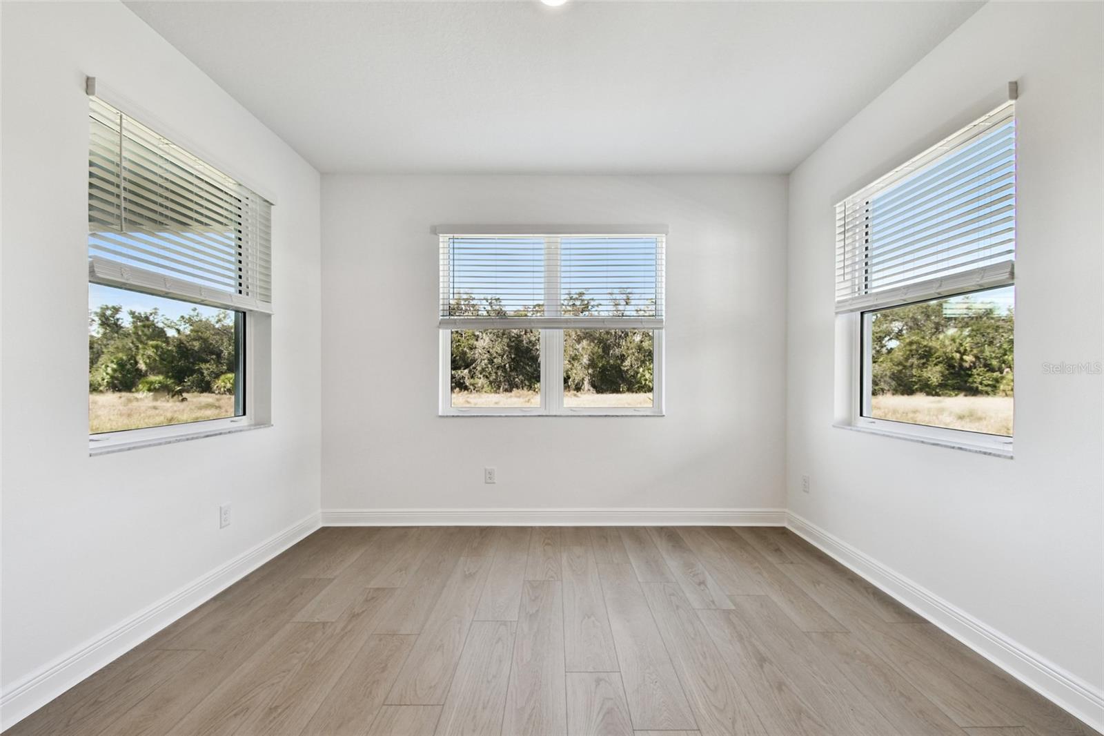 CREEKS EDGE AT TWIN RIVERS - Residential