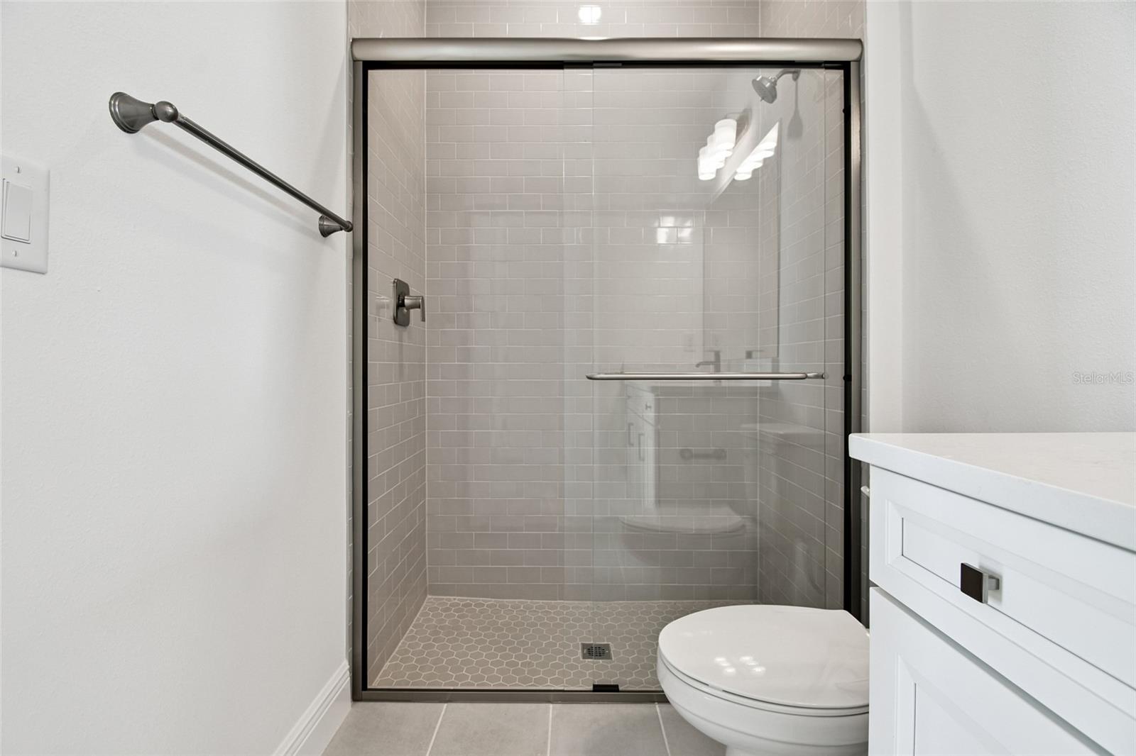 CREEKS EDGE AT TWIN RIVERS - Residential