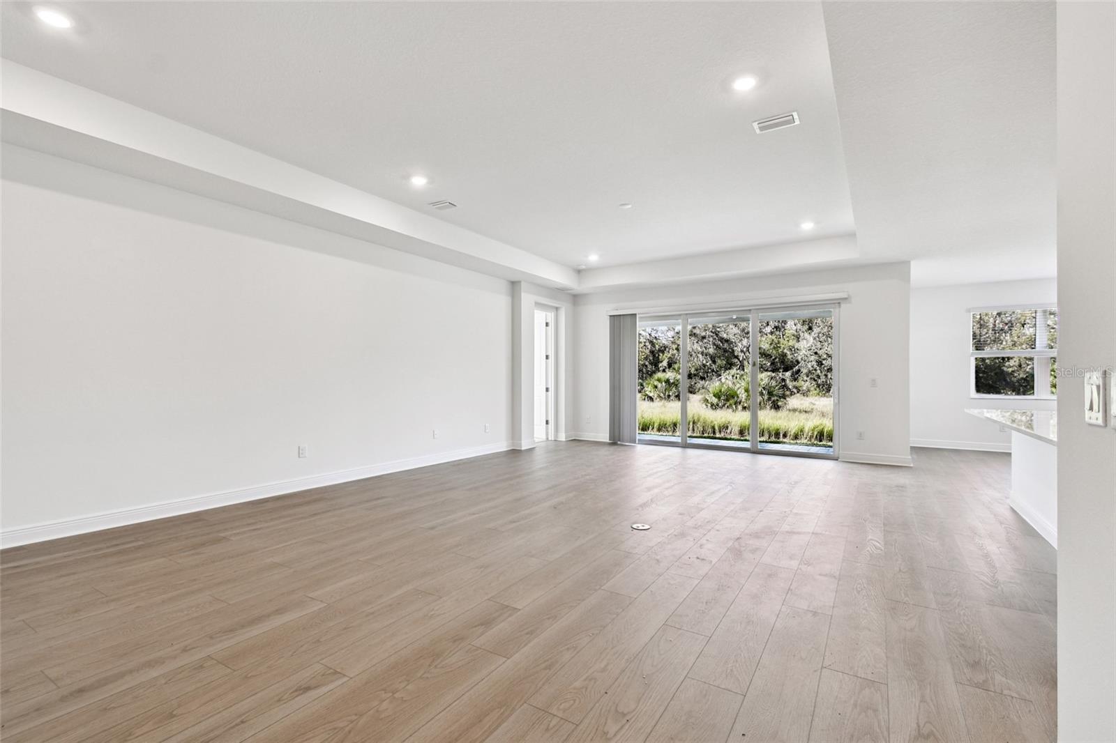 CREEKS EDGE AT TWIN RIVERS - Residential