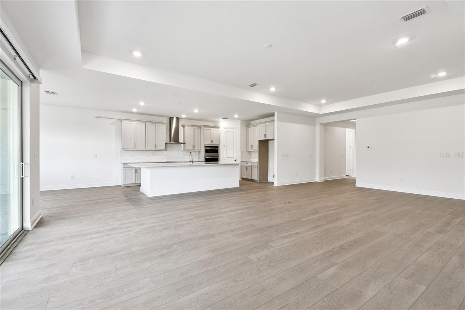 CREEKS EDGE AT TWIN RIVERS - Residential