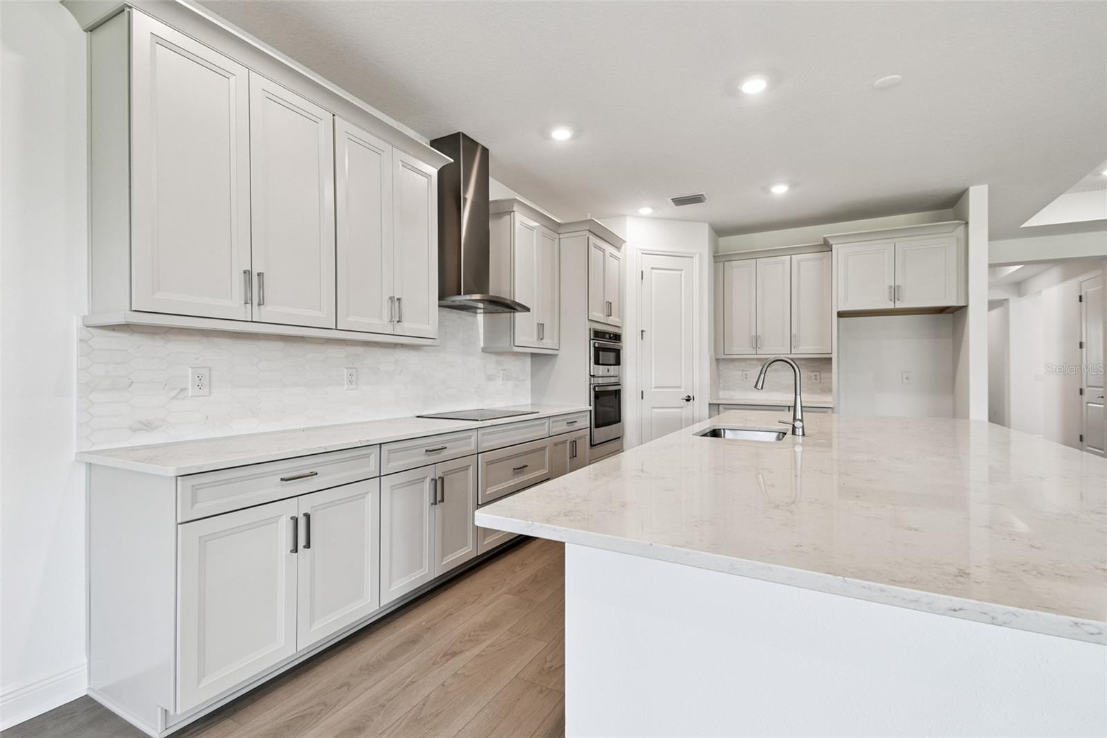 CREEKS EDGE AT TWIN RIVERS - Residential