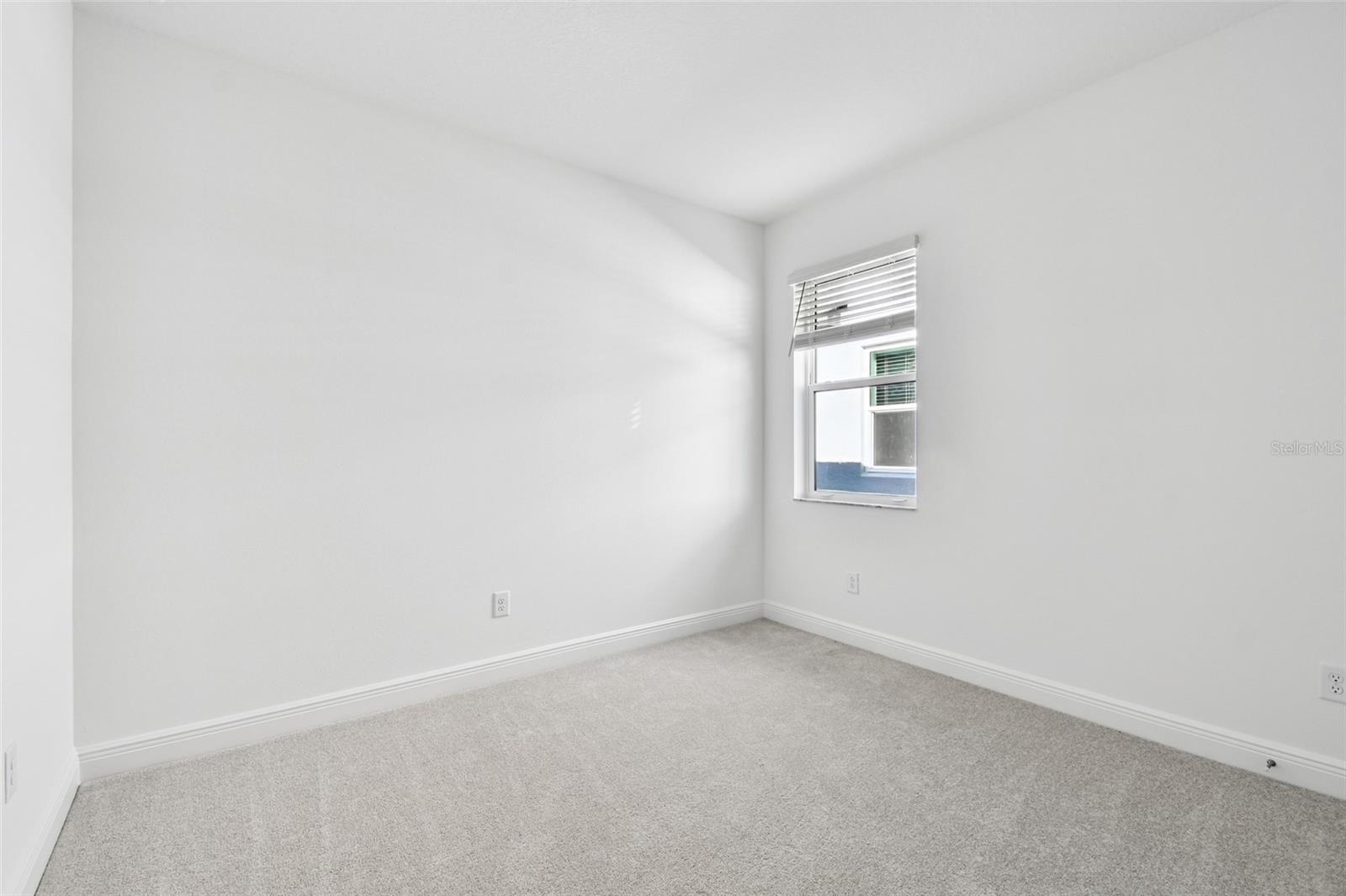 CREEKS EDGE AT TWIN RIVERS - Residential