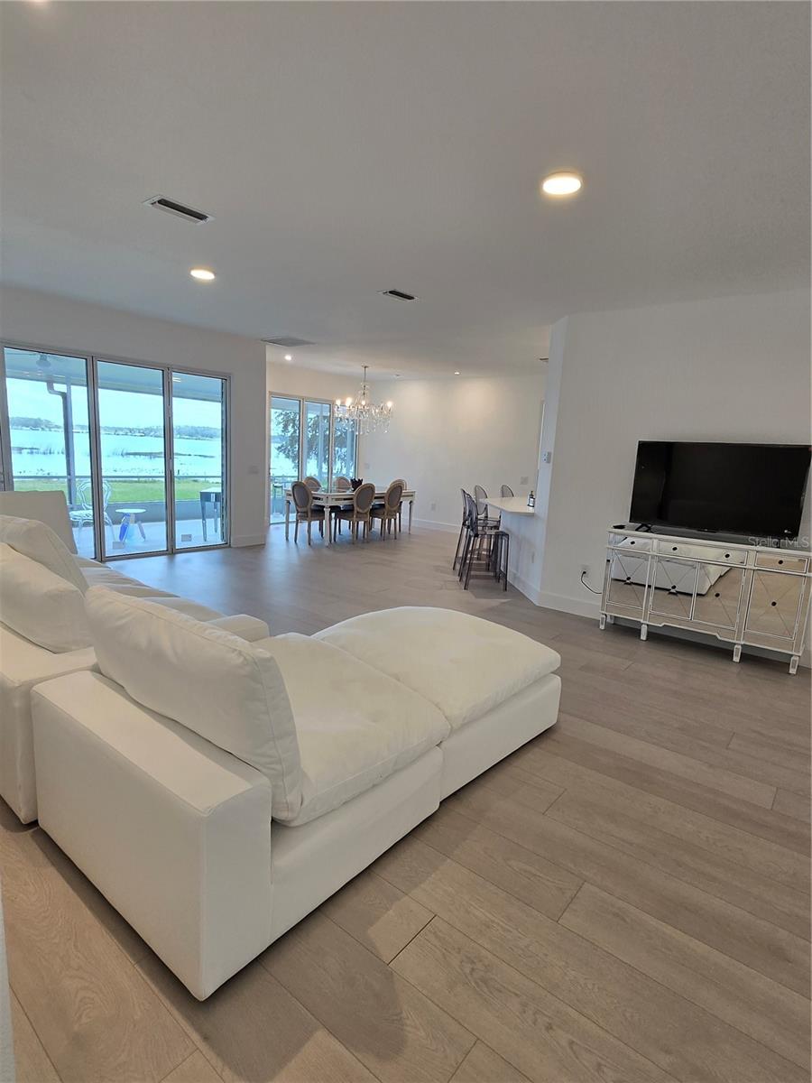 ACREAGE & UNREC - Residential
