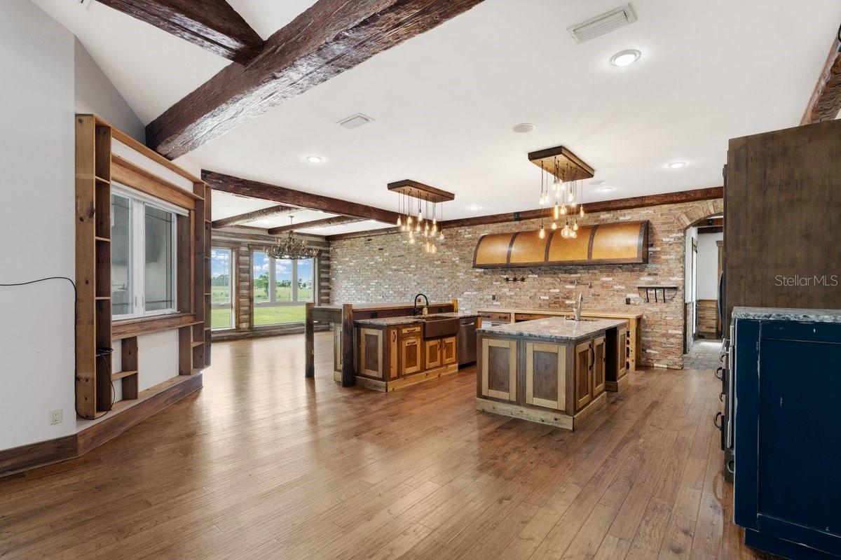 NOT IN A SUBDIVISION - Residential