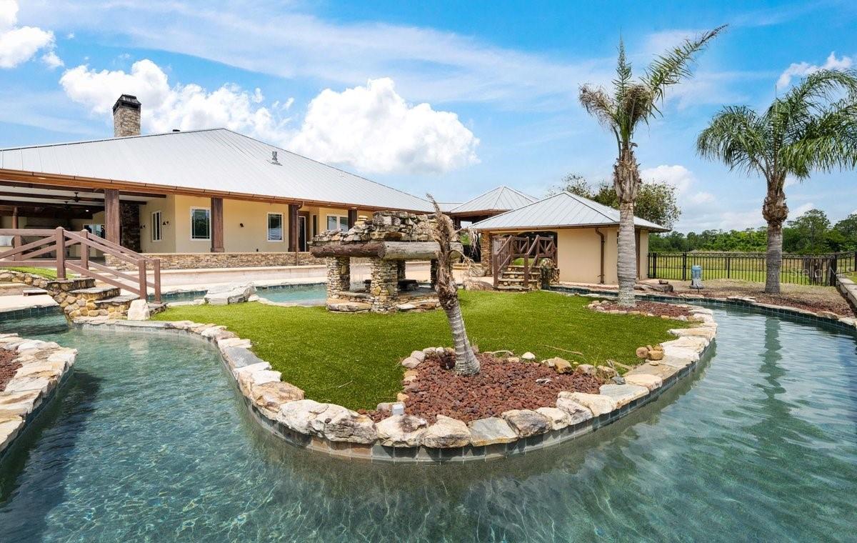 NOT IN A SUBDIVISION - Residential