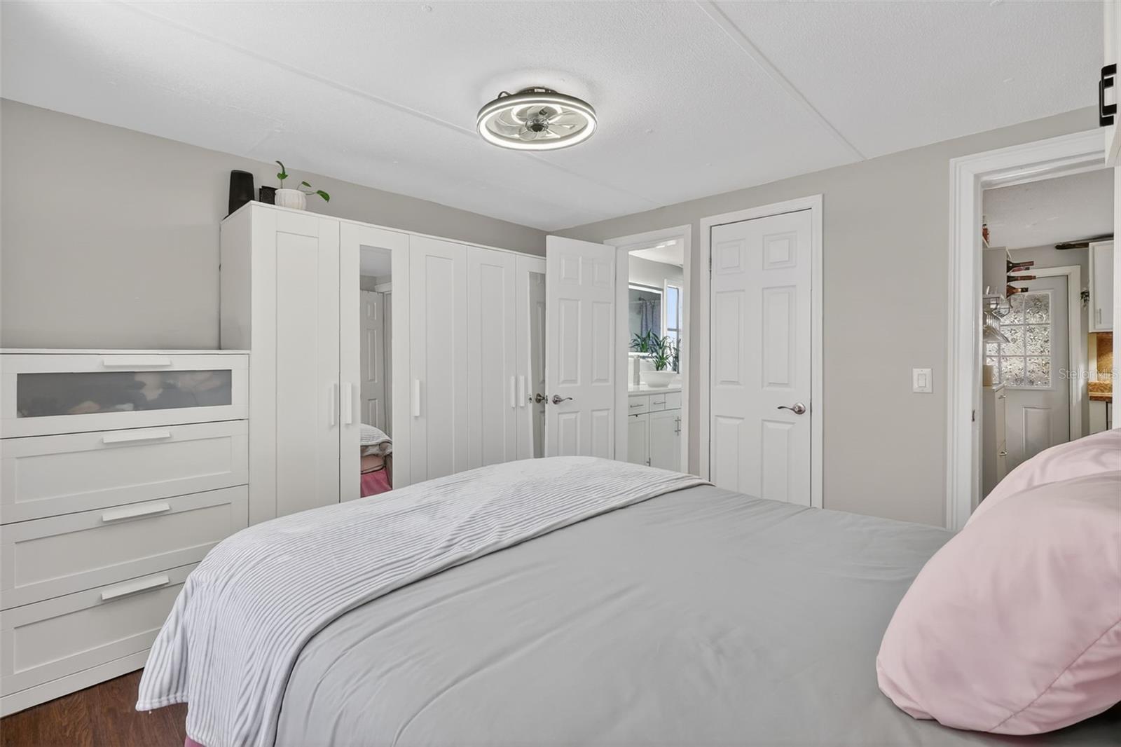 COUNTRY HAVEN ON BULLFROG CRK - Residential