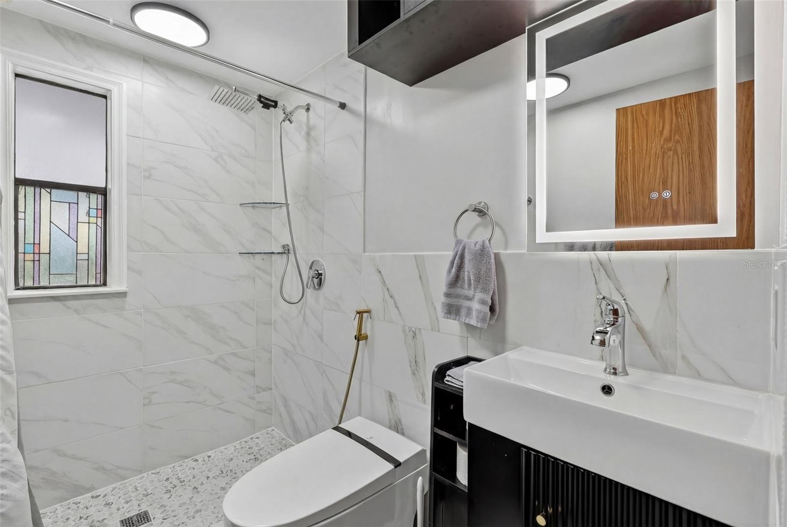 COUNTRY HAVEN ON BULLFROG CRK - Residential