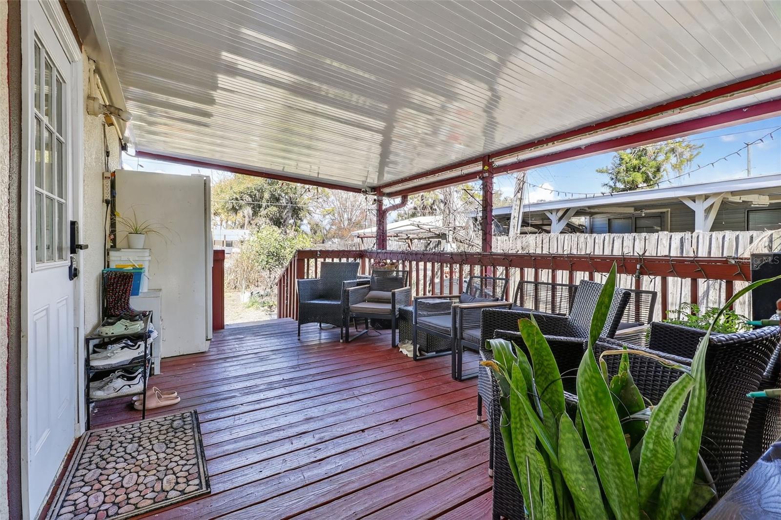 COUNTRY HAVEN ON BULLFROG CRK - Residential