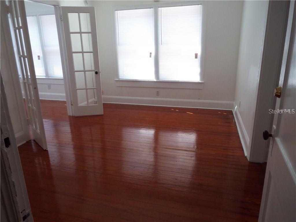 RHODES & HALE SUB - Residential Lease