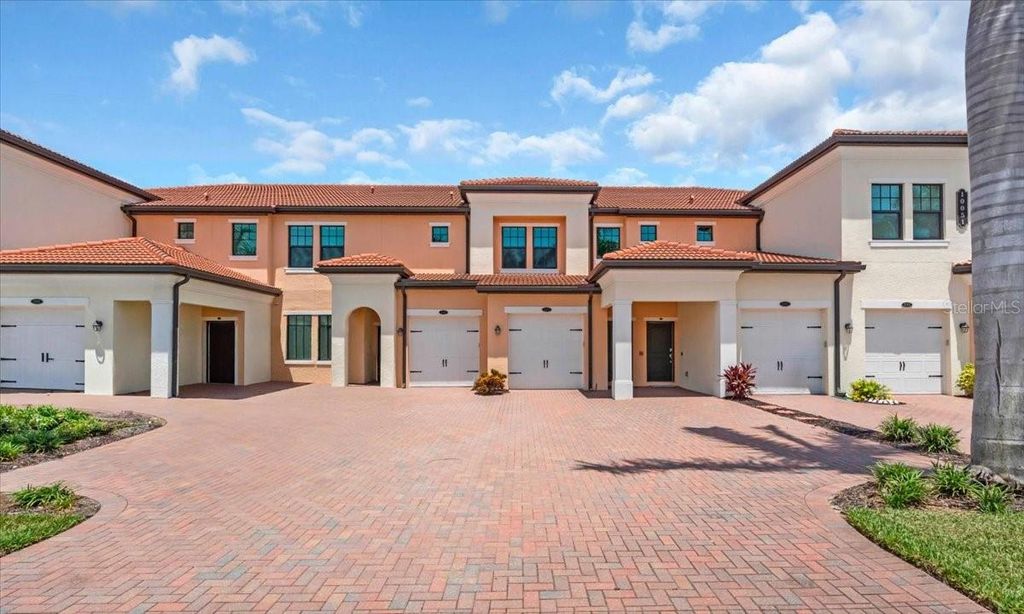 Photo of 10051 Crooked Creek Drive #202, Venice, FL 34293 (MLS # A4663738)