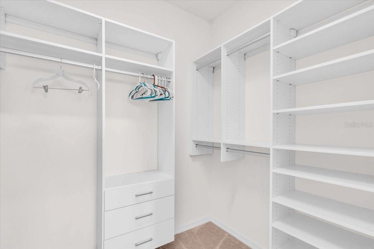 SARASOTA NATIONAL - Residential