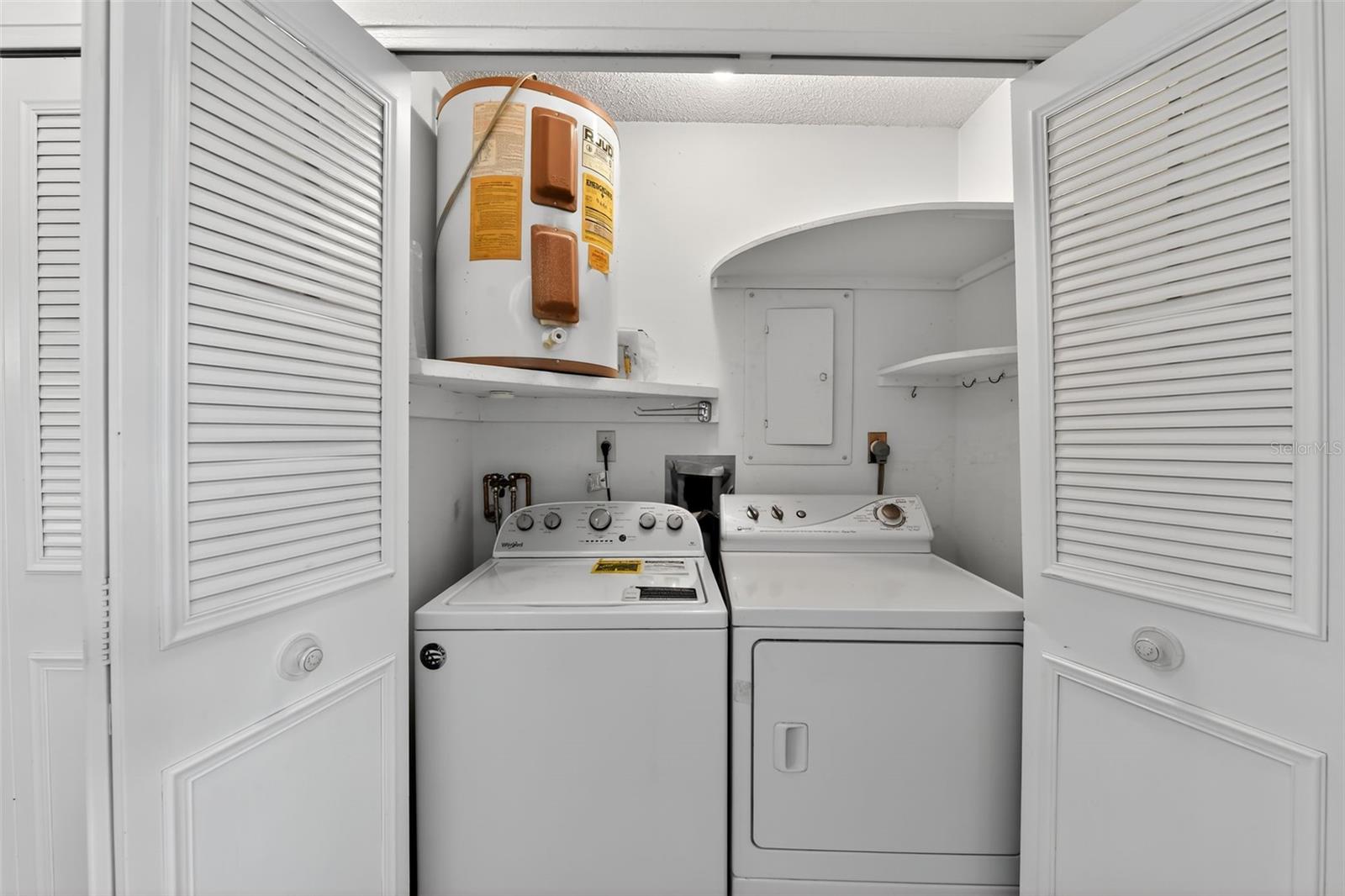 ROLLING GREEN GLF VILLAGE IV - Residential