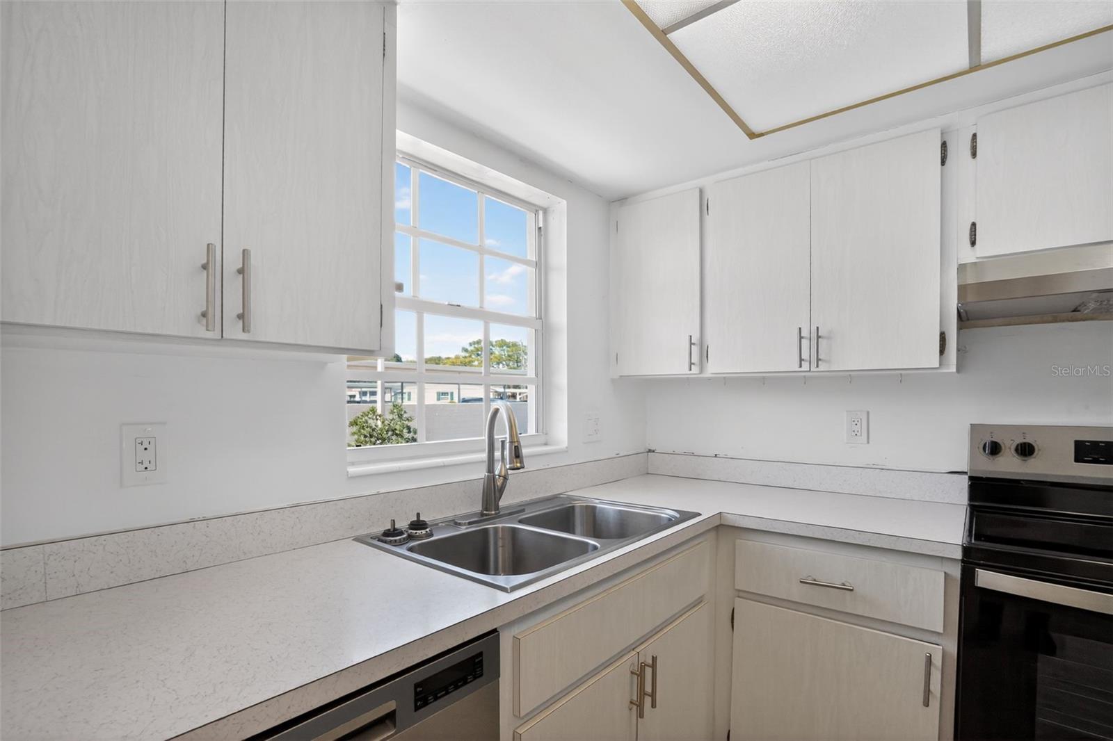 ROLLING GREEN GLF VILLAGE IV - Residential