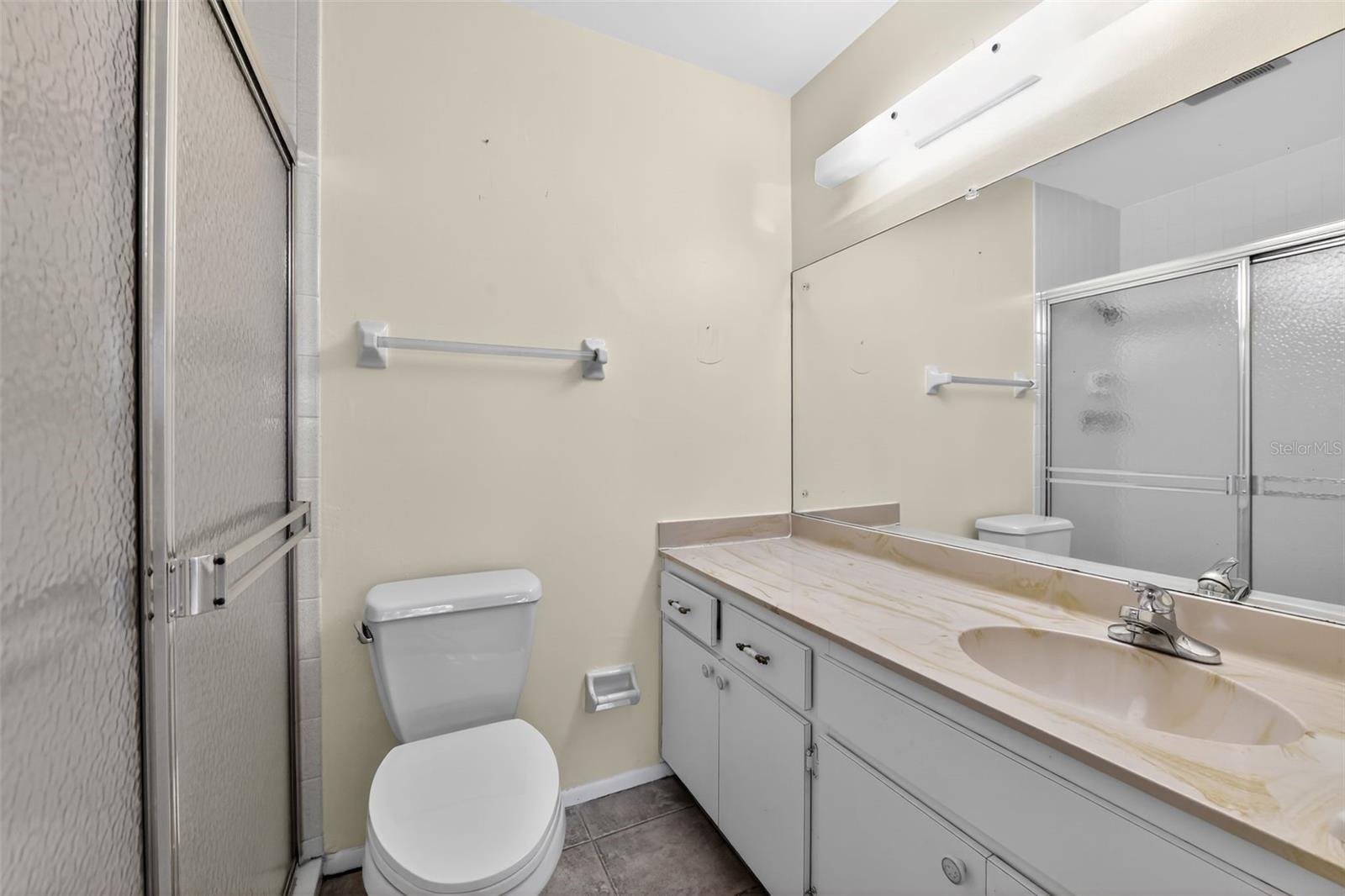 ROLLING GREEN GLF VILLAGE IV - Residential