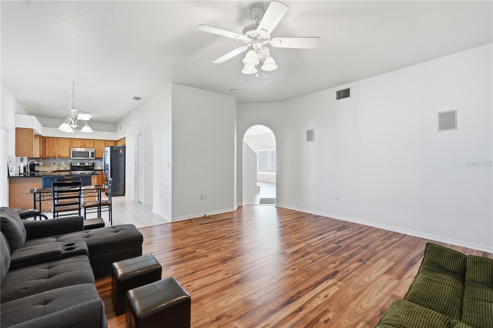 EASTLAKE OAKS PH 4 - Residential