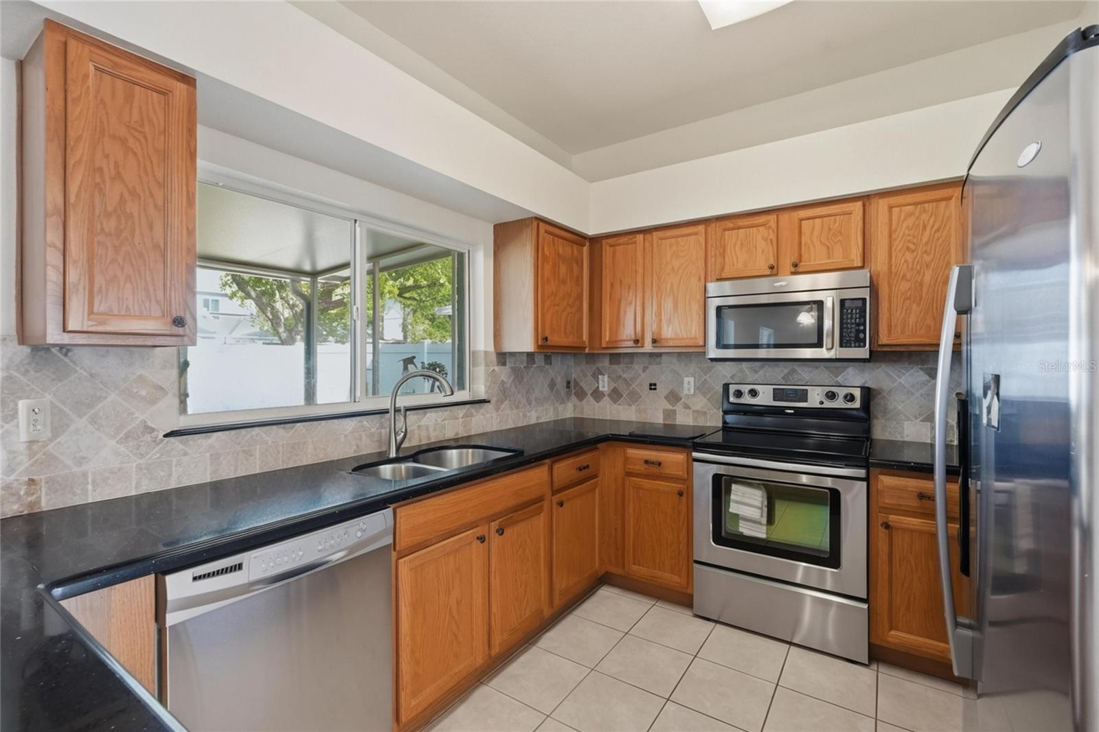 EASTLAKE OAKS PH 4 - Residential