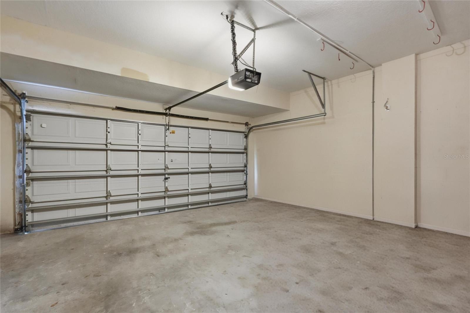 EASTLAKE OAKS PH 4 - Residential